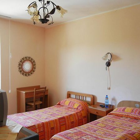 B&B La Pineta Reggio di Calabria Buitenkant foto