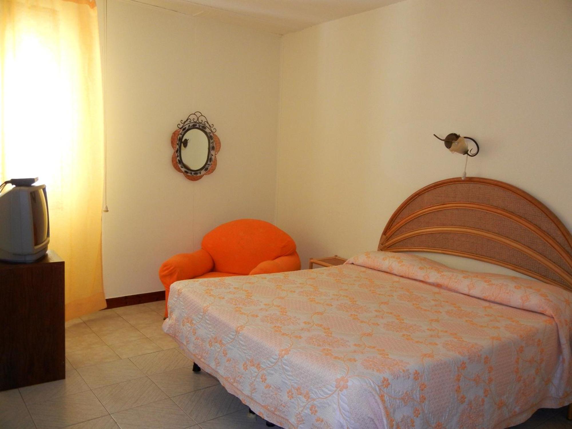 B&B La Pineta Reggio di Calabria Buitenkant foto